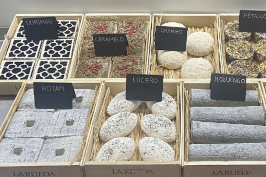 Quesos La Rueda. Quesos artesanos en Albacete. Quesos Artesanos. Queso Panot. Cabra murciano granadina. Leche de cabra murciano granadina.